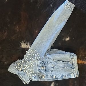 Pearl studded Light wash denim jean jacket size small